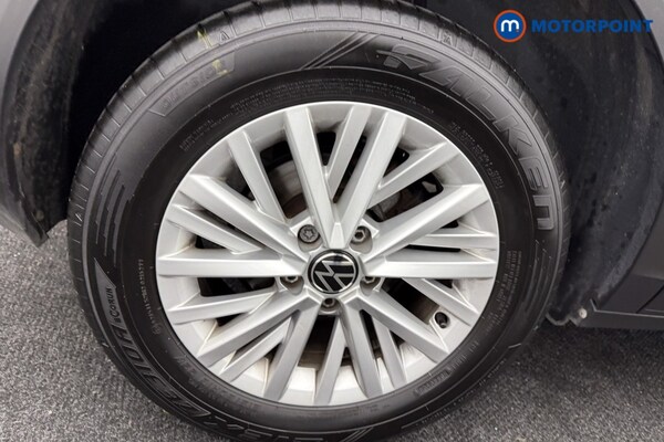 Used Volkswagen T-Roc 2023 for sale - 76206299: Photo 40