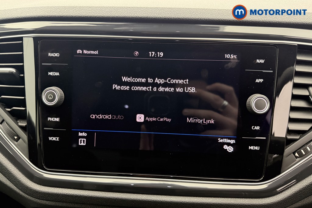 Used Volkswagen T-Roc 2019 for sale - 77932108: Photo 16