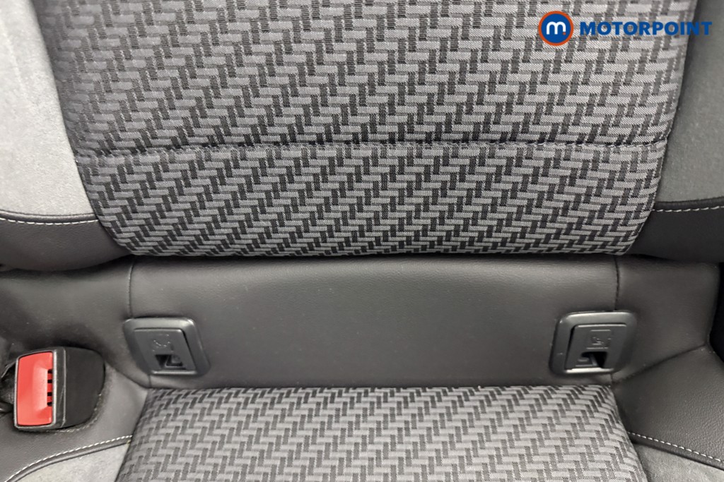 Used Volkswagen T-Roc 2019 for sale - 77932108: Photo 30