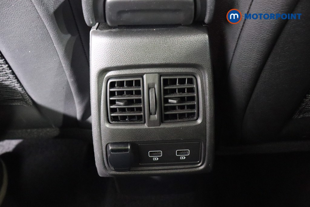 Used Renault Captur 2023 for sale - 76328907: Photo 33