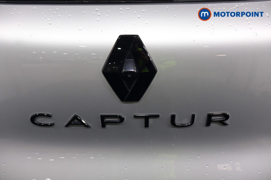 Used Renault Captur 2023 for sale - 76328907: Photo 42