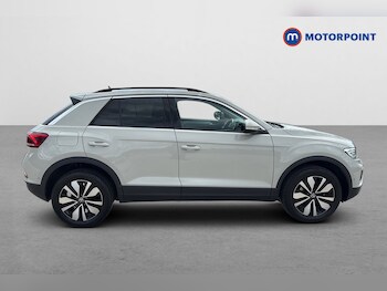 Used Volkswagen T-Roc 2024 for sale - 78500136: Photo