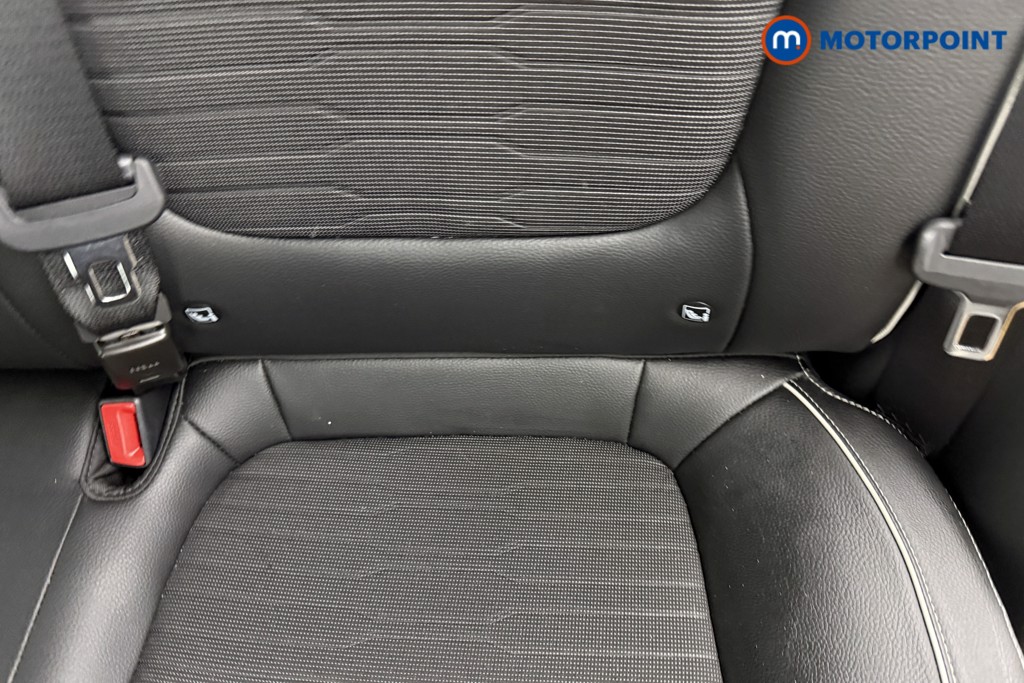 Used Kia Stonic 2024 for sale - 77117664: Photo 32