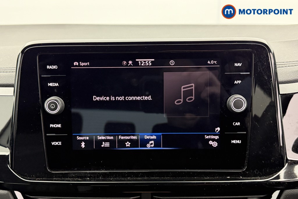 Used Volkswagen T-Roc for sale - 77245839: Photo 15