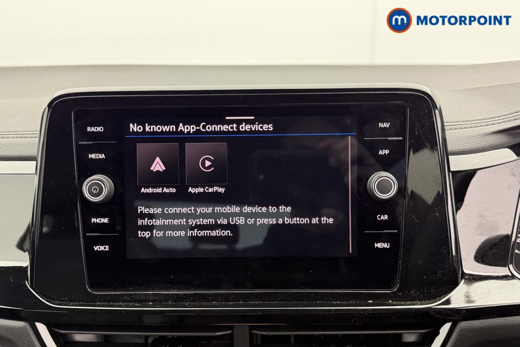 Used Volkswagen T-Roc for sale - 77245839: Photo 18