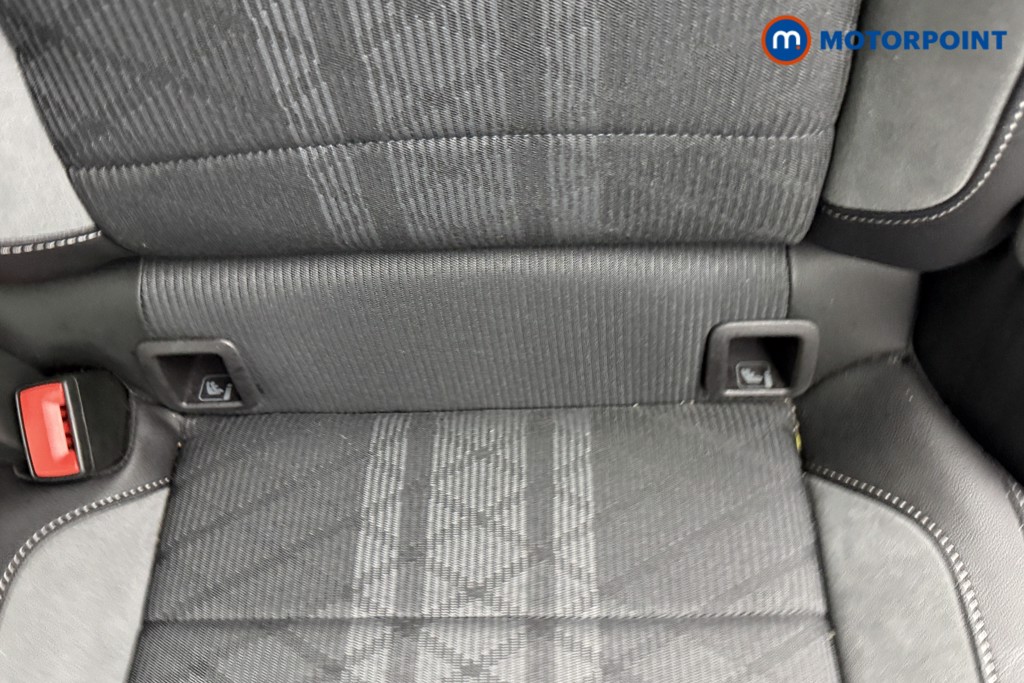 Used Volkswagen T-Roc for sale - 77245839: Photo 33