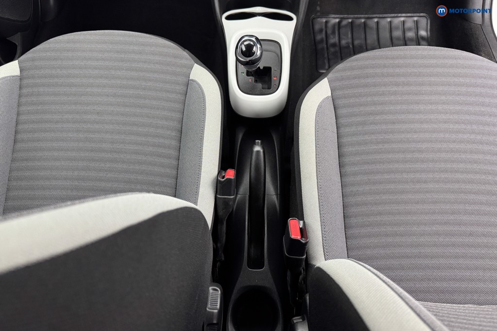 Used Toyota AYGO 2019 for sale - 76797443: Photo 18