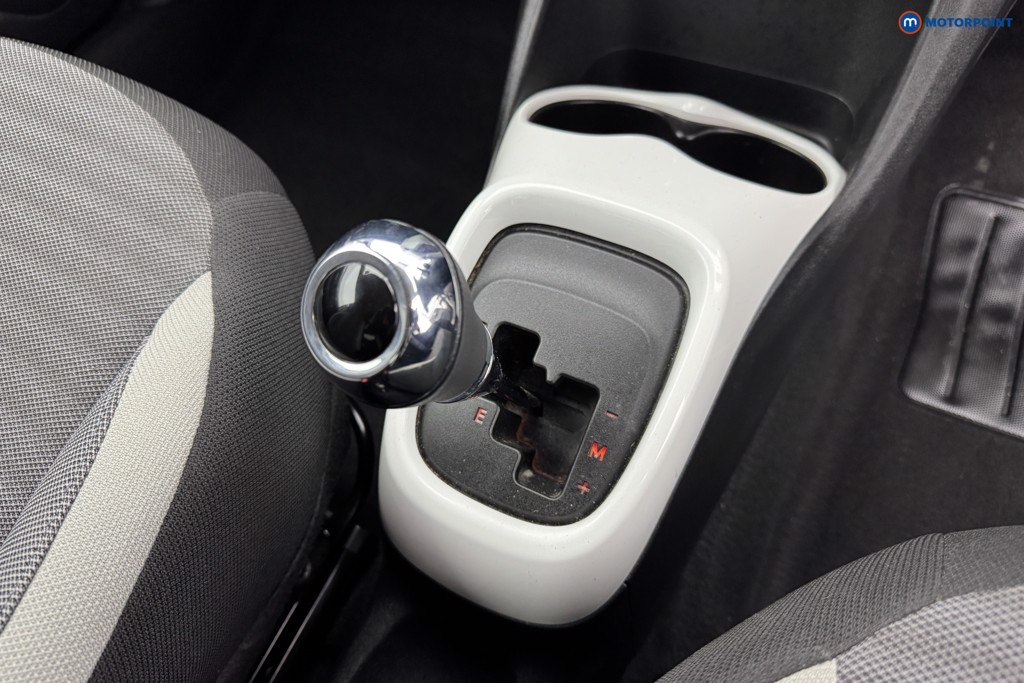 Used Toyota AYGO 2019 for sale - 76797443: Photo 21