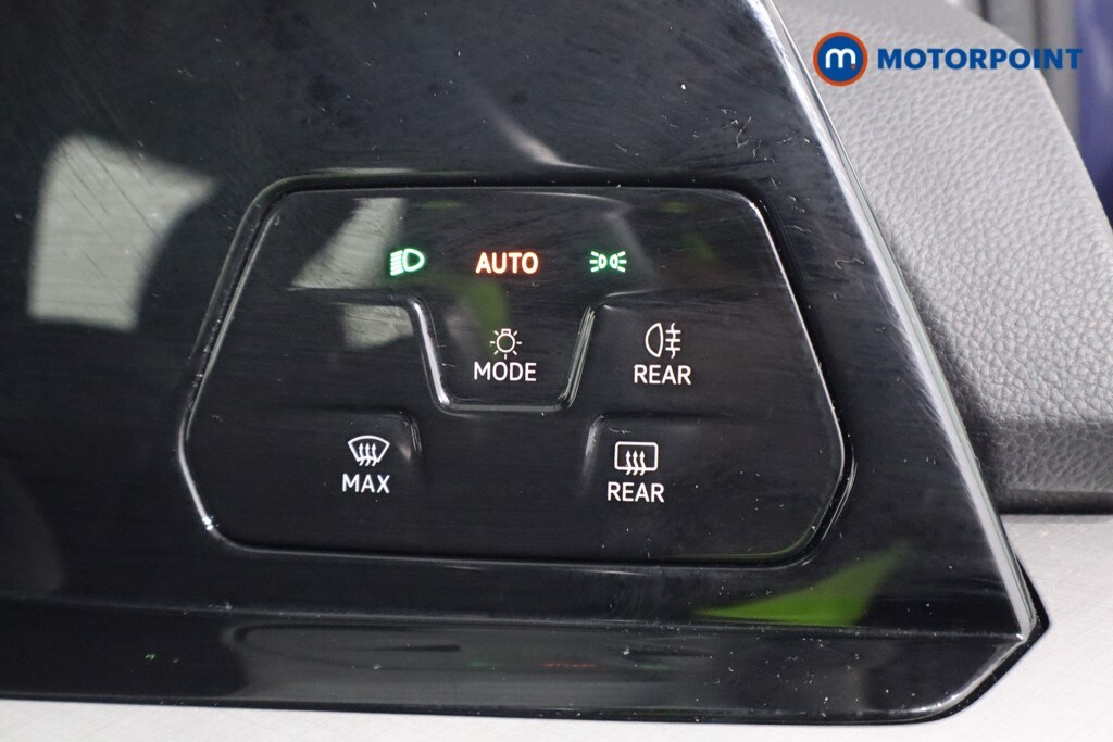 Used Volkswagen Golf 2022 for sale - 76131669: Photo 31