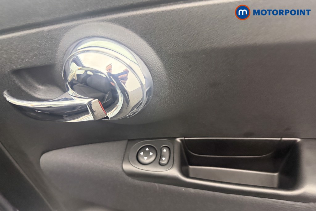 Used Fiat 500 2025 for sale - 77932197: Photo 17