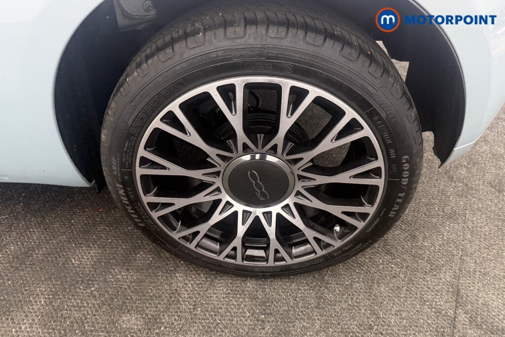 Used Fiat 500 2025 for sale - 77932197: Photo 31