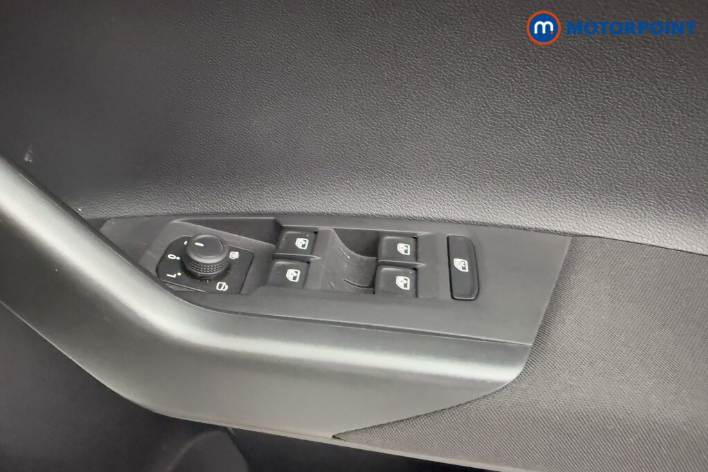 Used Volkswagen Polo 2024 for sale - 76162395: Photo 23