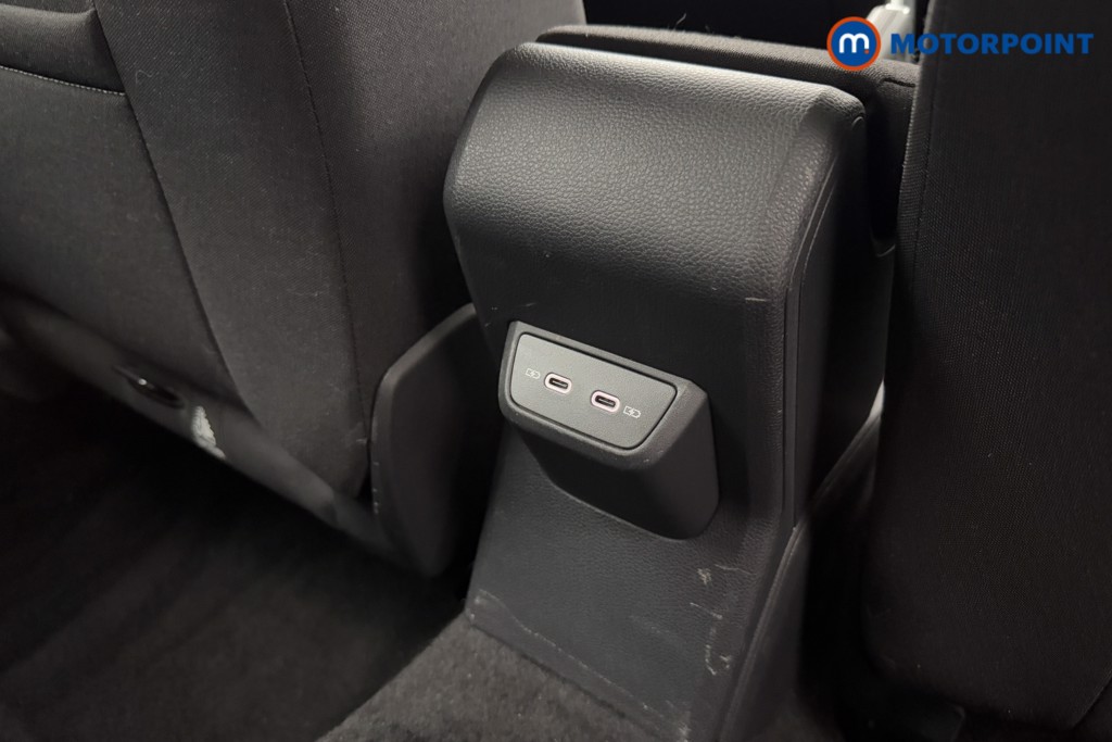 Used Volkswagen Polo 2024 for sale - 76162395: Photo 27
