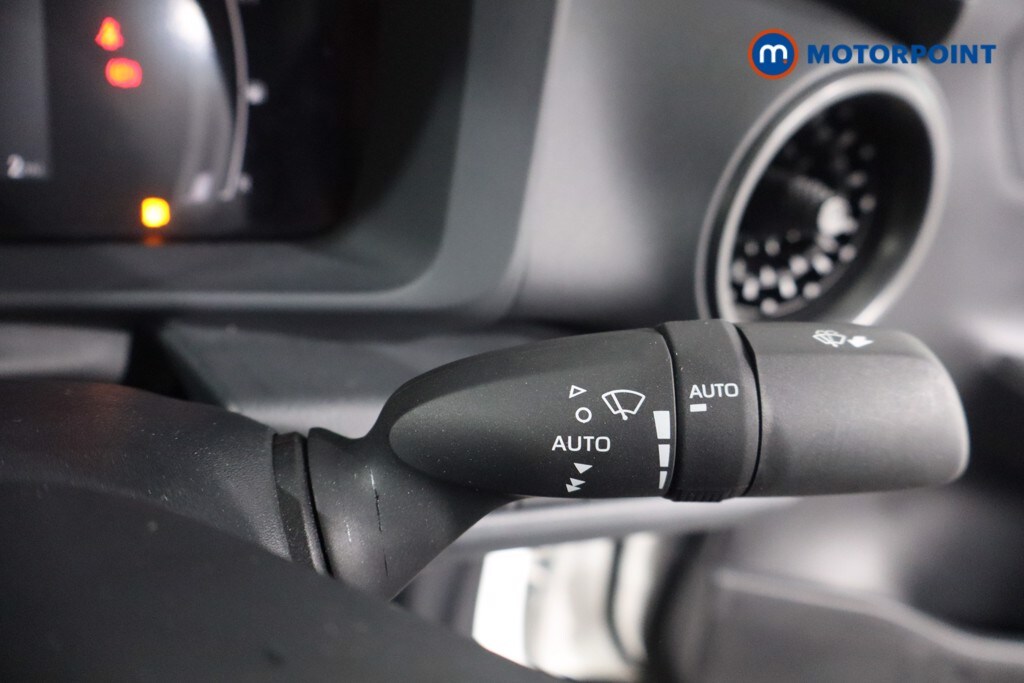 Used Toyota C-HR 2024 for sale - 76028580: Photo 28
