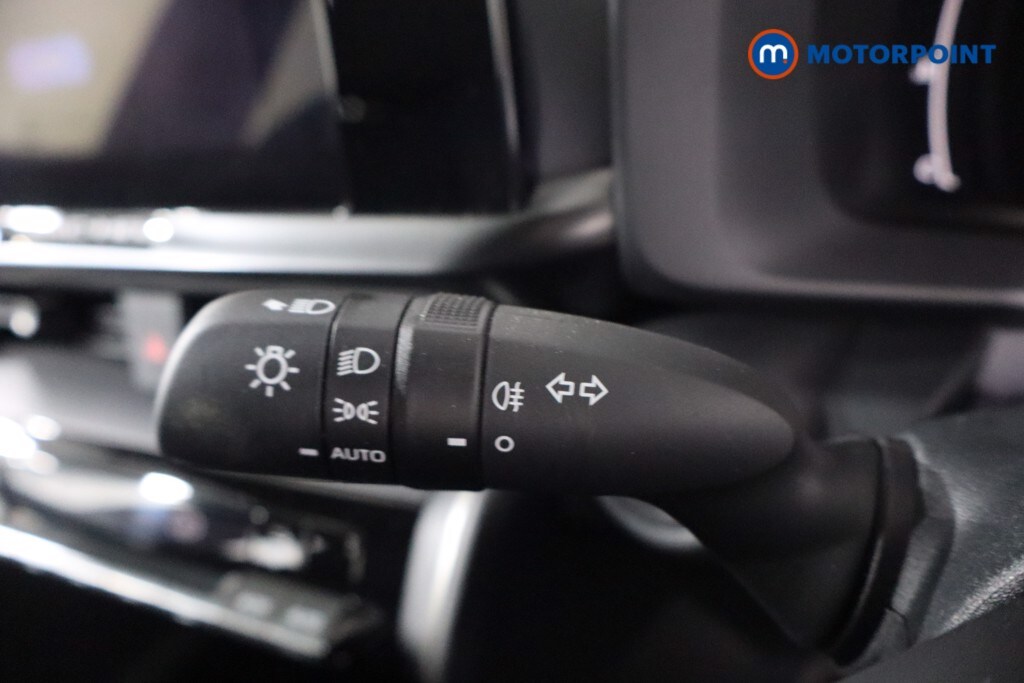 Used Toyota C-HR 2024 for sale - 76028580: Photo 29