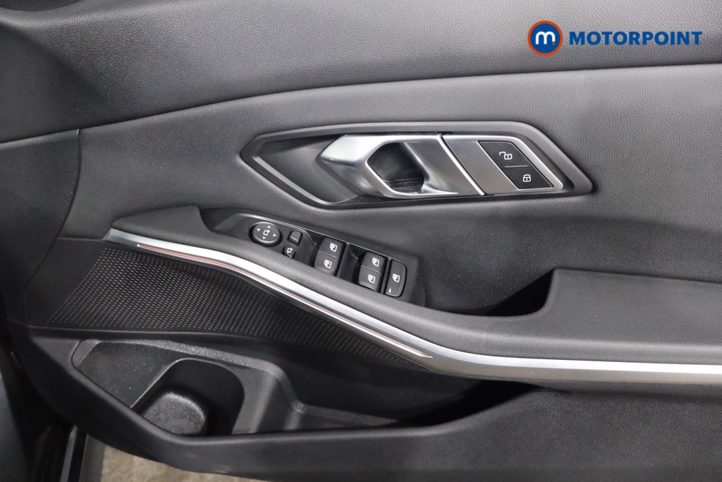 Used BMW 3 Series 2019 for sale - 76080077: Photo 31