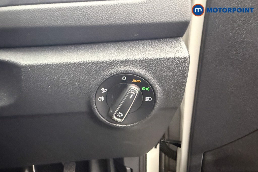 Used Volkswagen T-Roc for sale - 77831086: Photo 16