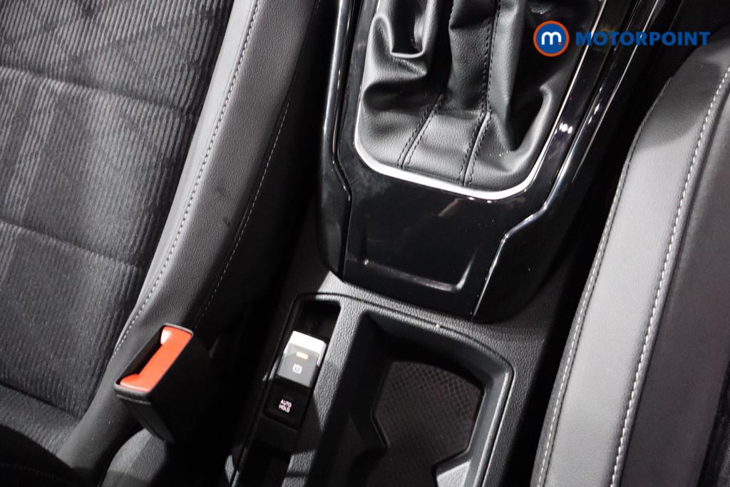 Used Volkswagen T-Roc 2025 for sale - 77458740: Photo 24