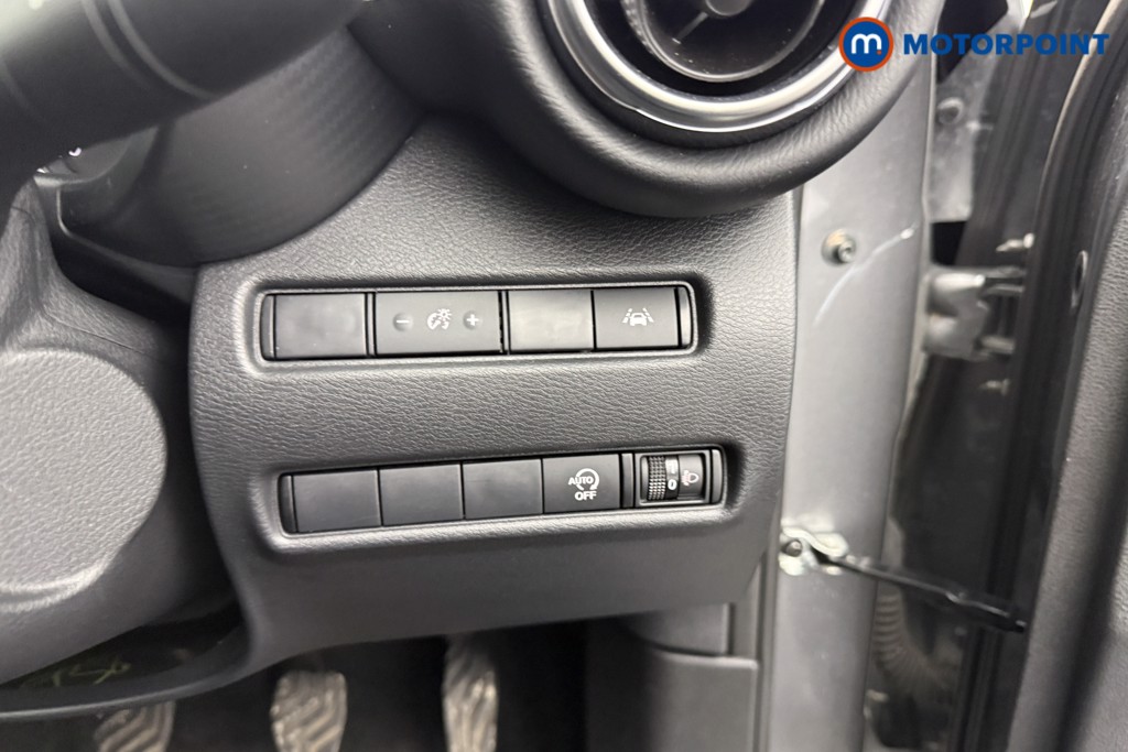 Used Nissan Juke 2024 for sale - 76969300: Photo 24