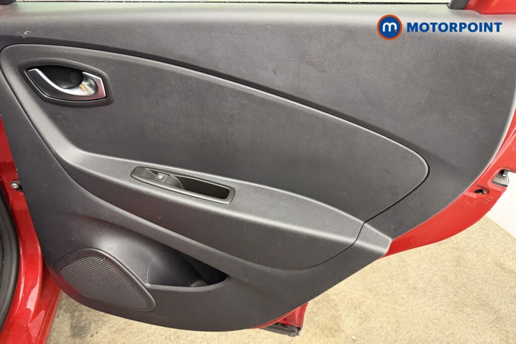 Used Renault Captur 2018 for sale - 78026818: Photo 33