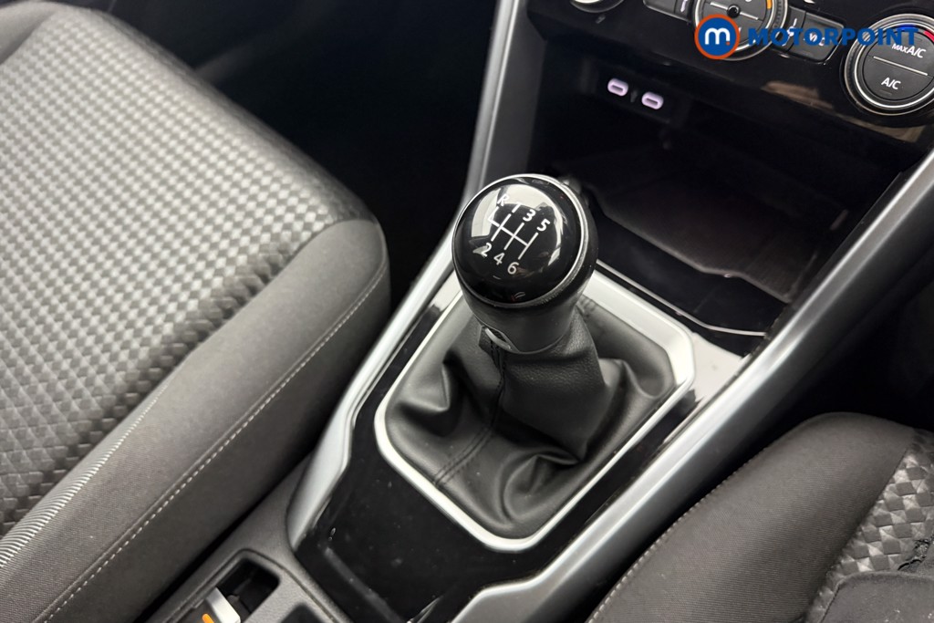 Used Volkswagen T-Roc 2021 for sale - 77248865: Photo 12