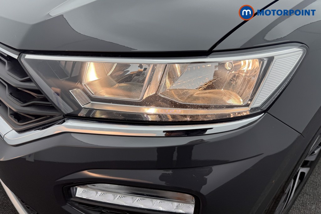 Used Volkswagen T-Roc 2021 for sale - 77248865: Photo 24