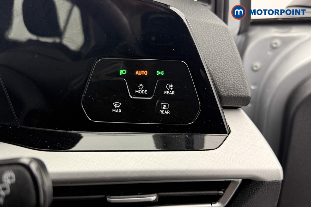 Used Volkswagen Golf 2024 for sale - 76252824: Photo 23