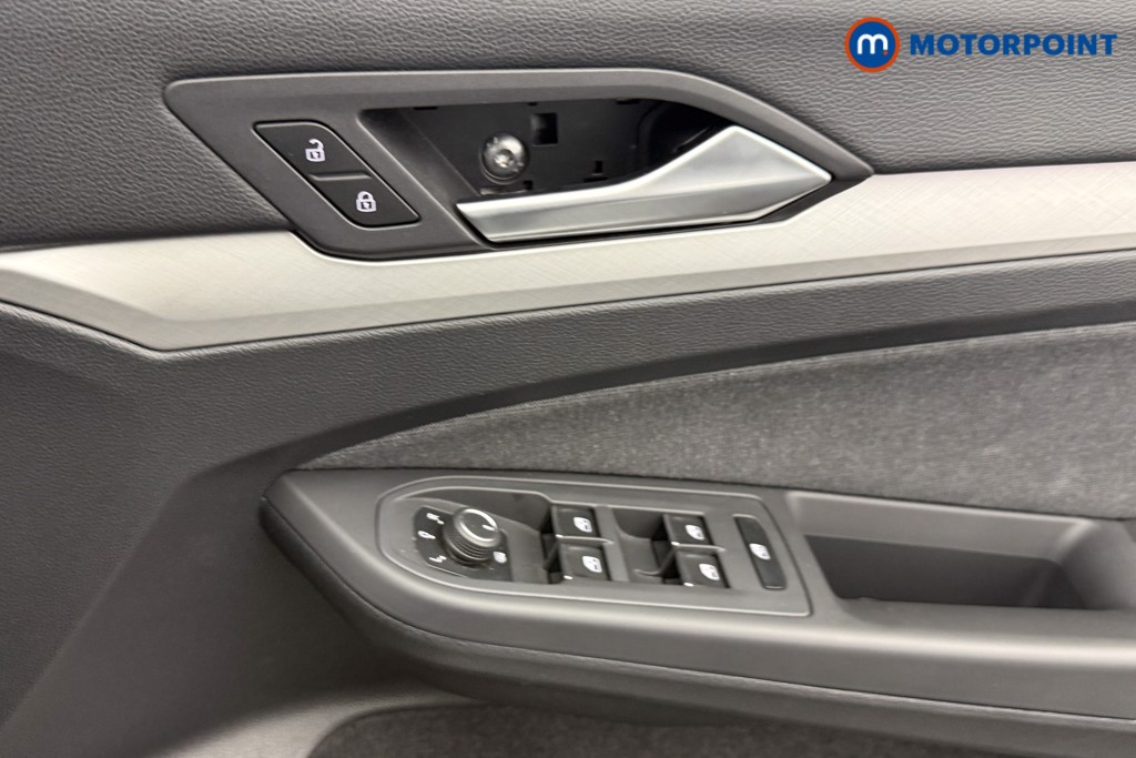 Used Volkswagen Golf 2024 for sale - 76252824: Photo 24