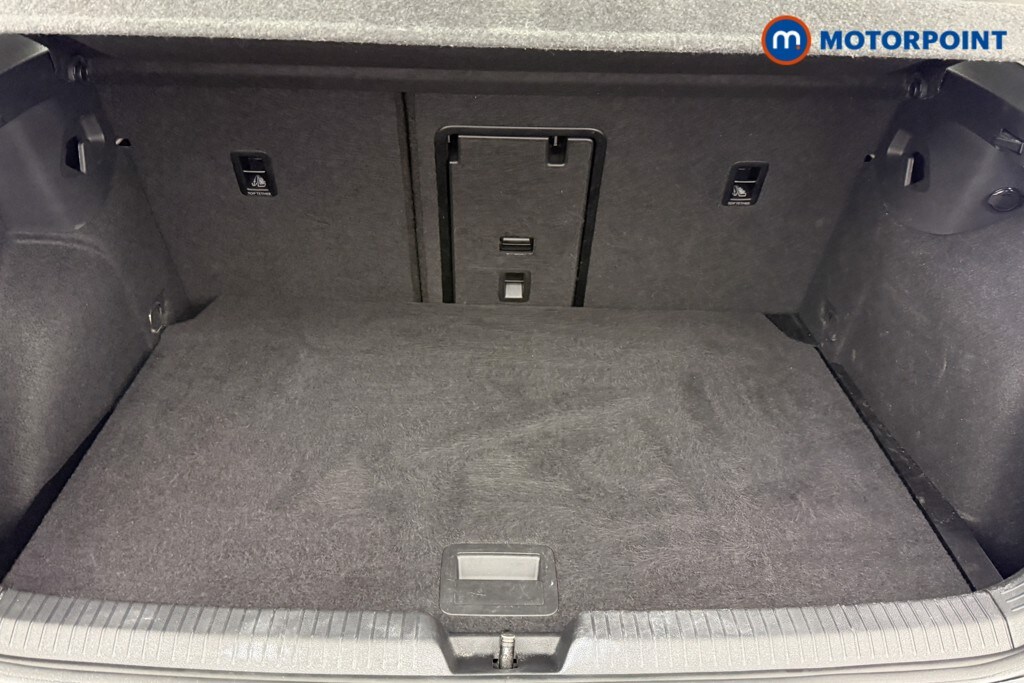 Used Volkswagen Golf 2024 for sale - 76252824: Photo 28