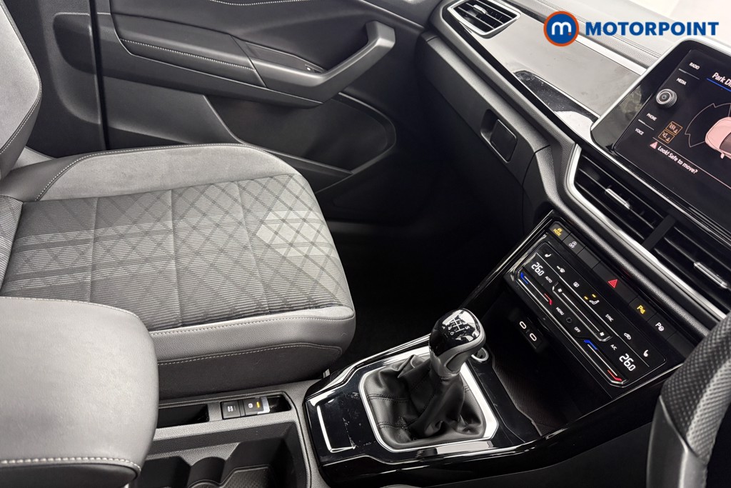 Used Volkswagen T-Roc 2023 for sale - 77286547: Photo 25