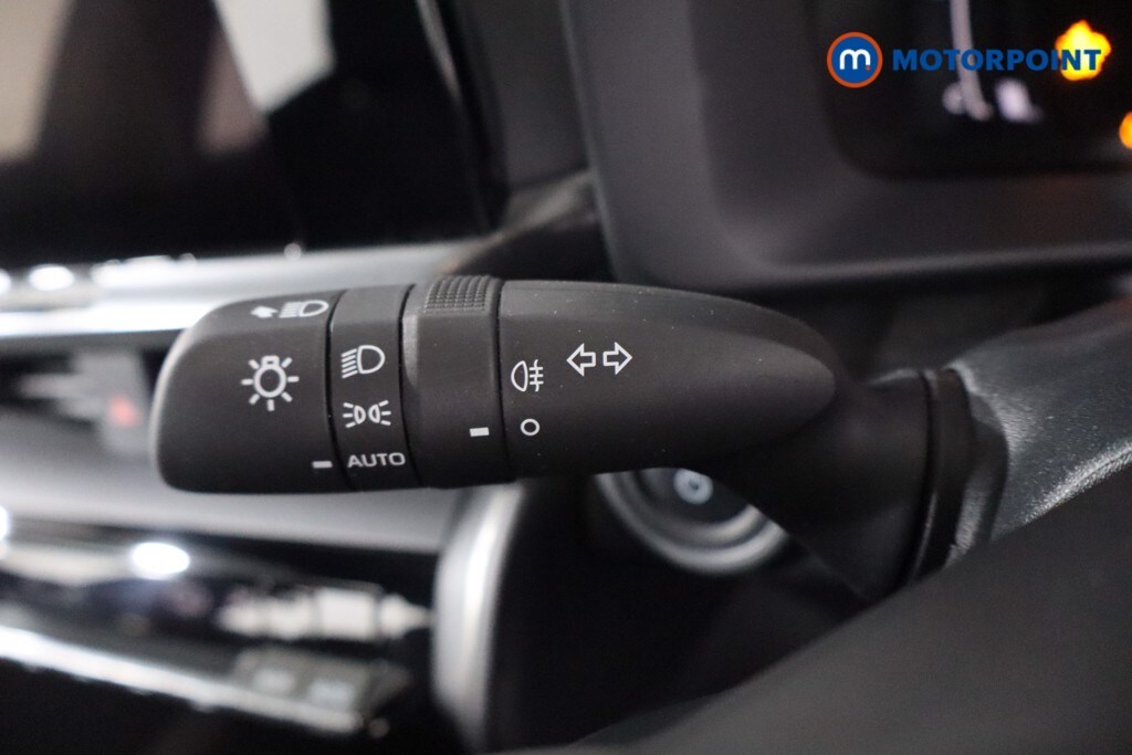 Used Toyota C-HR 2024 for sale - 76147184: Photo 25