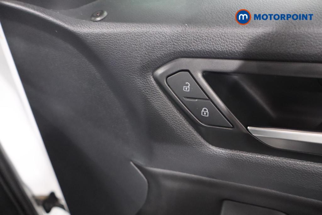 Used Volkswagen T-Roc 2022 for sale - 77747202: Photo 18