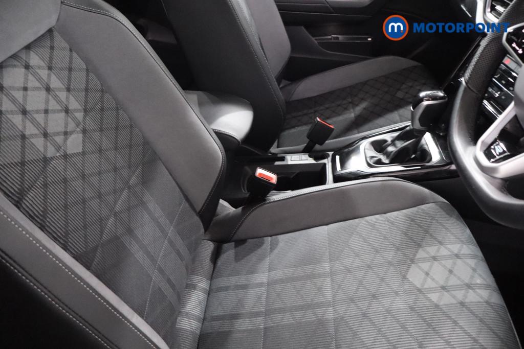 Used Volkswagen T-Roc 2022 for sale - 77747202: Photo 20