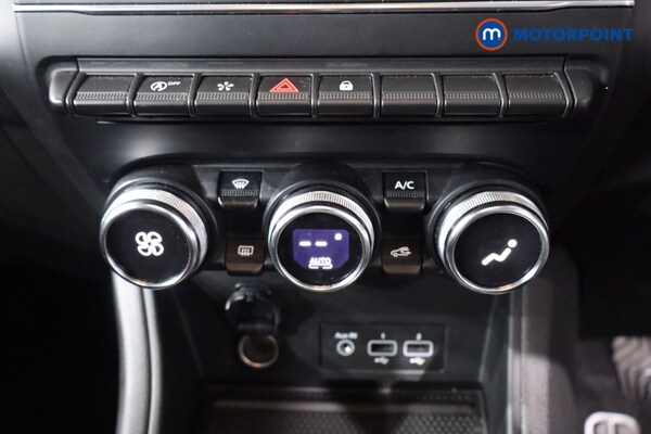 Used Renault Captur 2022 for sale - 76146923: Photo 25