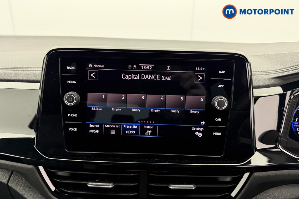 Used Volkswagen T-Roc 2025 for sale - 77324122: Photo 16