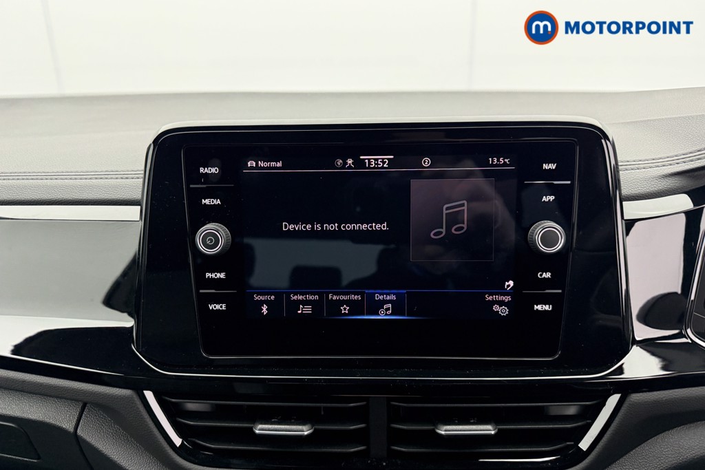 Used Volkswagen T-Roc 2025 for sale - 77324122: Photo 17