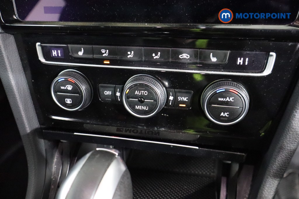 Used Volkswagen Golf 2020 for sale - 77407317: Photo 19