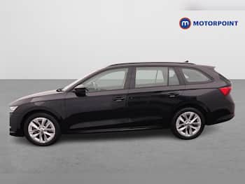 Used Skoda Octavia 2024 for sale - 79685241: Photo