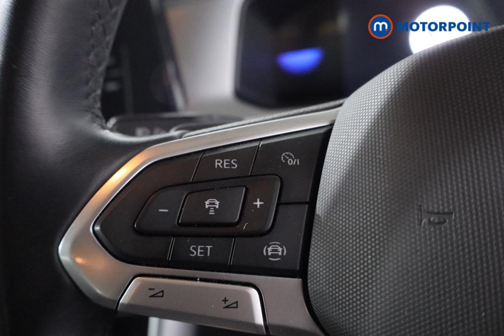 Used Volkswagen T-Roc 2023 for sale - 77903952: Photo 23