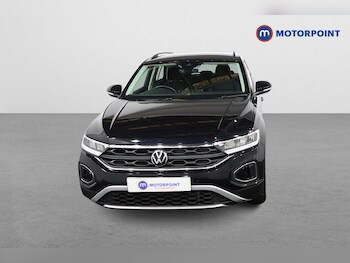 Used Volkswagen T-Roc 2023 for sale - 77903952: Photo