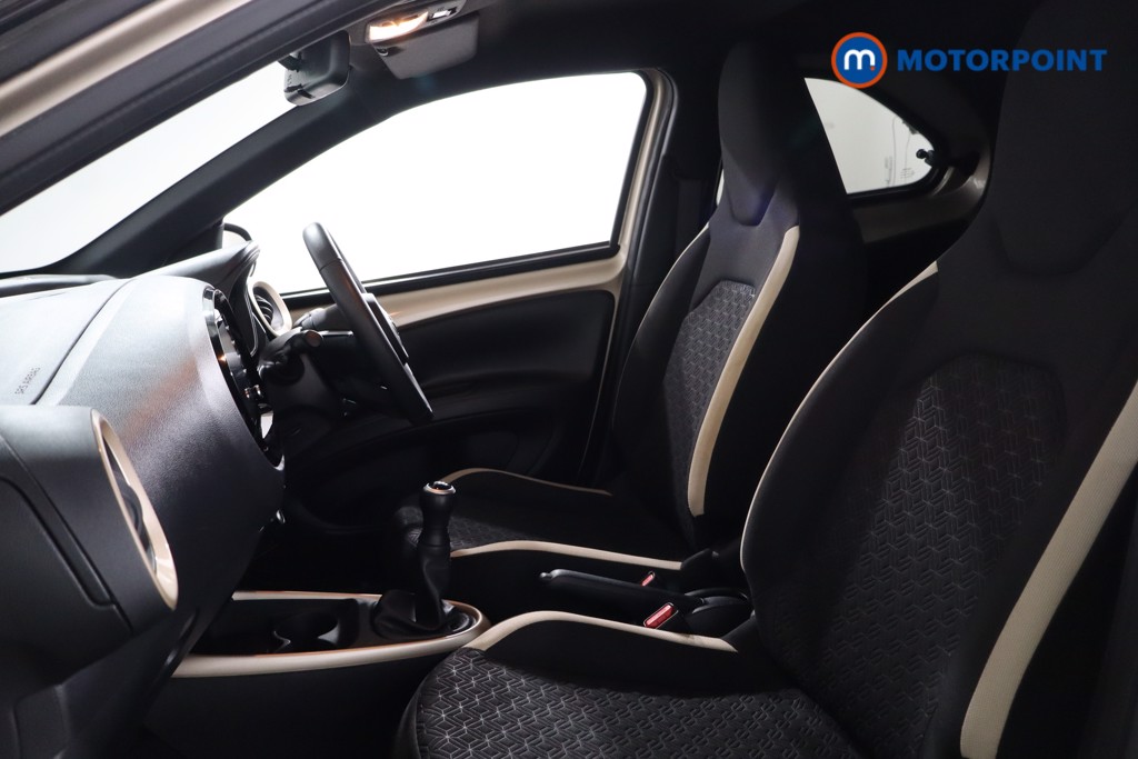 Used Toyota Aygo X 2023 for sale - 77064129: Photo 25