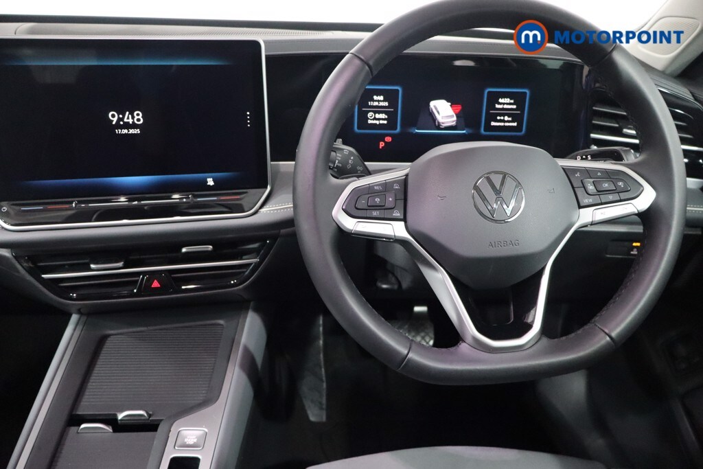 Used Volkswagen Passat 2025 for sale - 76028415: Photo 11