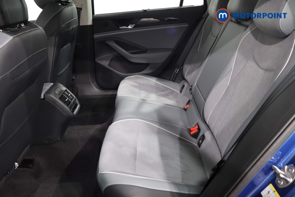 Used Volkswagen Passat 2025 for sale - 76028415: Photo 13