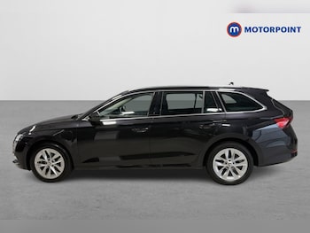 Used Skoda Octavia 2023 for sale - 77490345: Photo