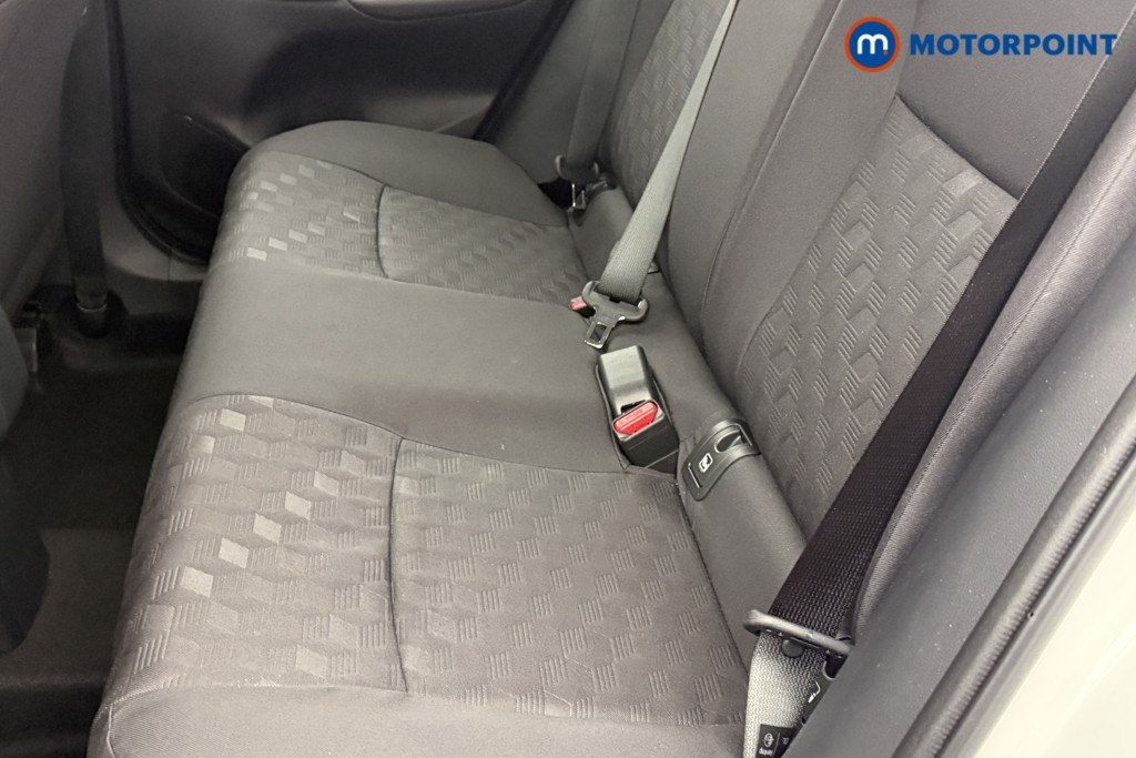 Used Toyota Yaris 2025 for sale - 77171271: Photo 27