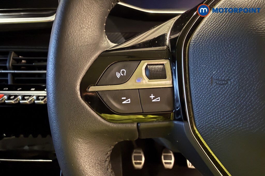 Used Peugeot 208 2022 for sale - 77026120: Photo 11