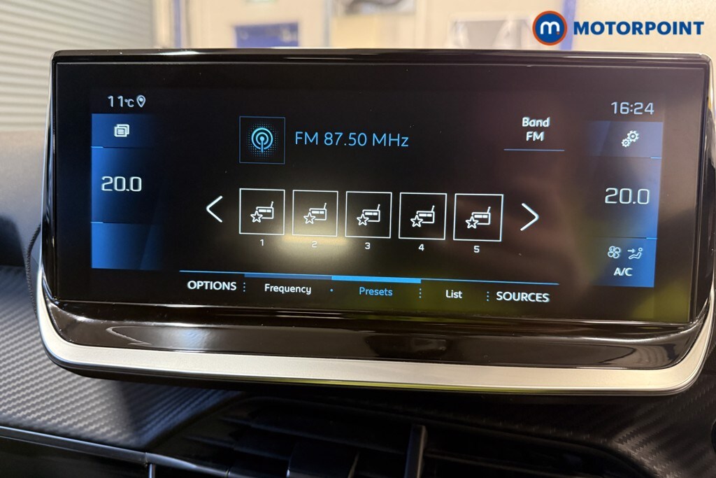 Used Peugeot 208 2022 for sale - 77026120: Photo 15