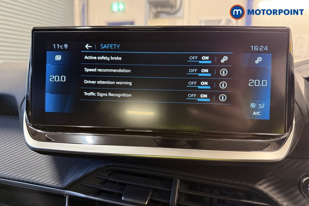 Used Peugeot 208 2022 for sale - 77026120: Photo 26