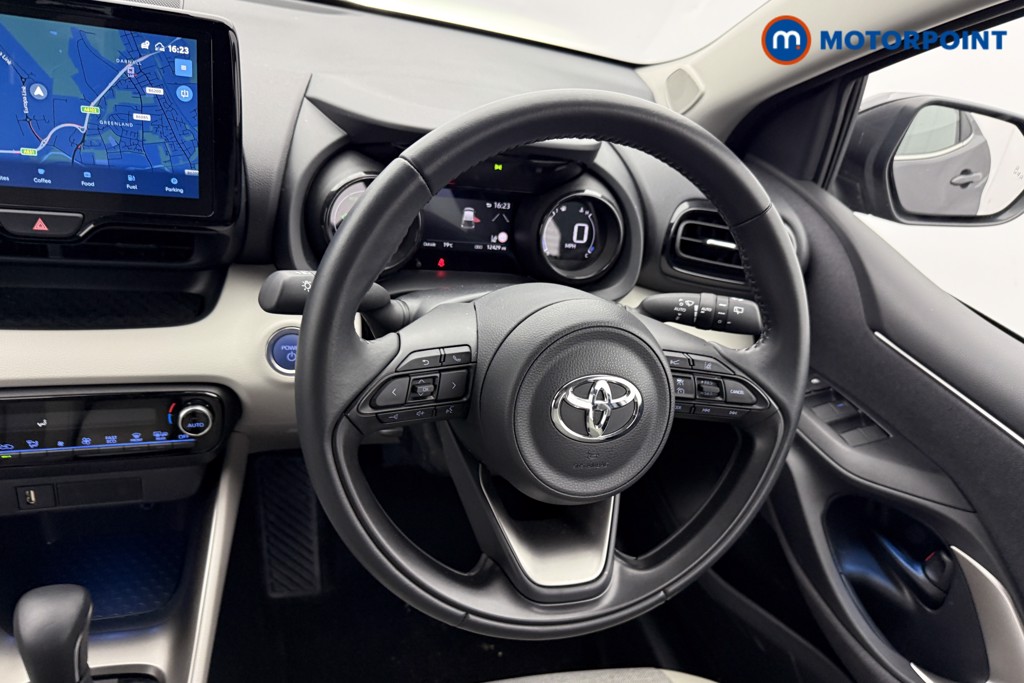 Used Toyota Yaris 2023 for sale - 76494915: Photo 11