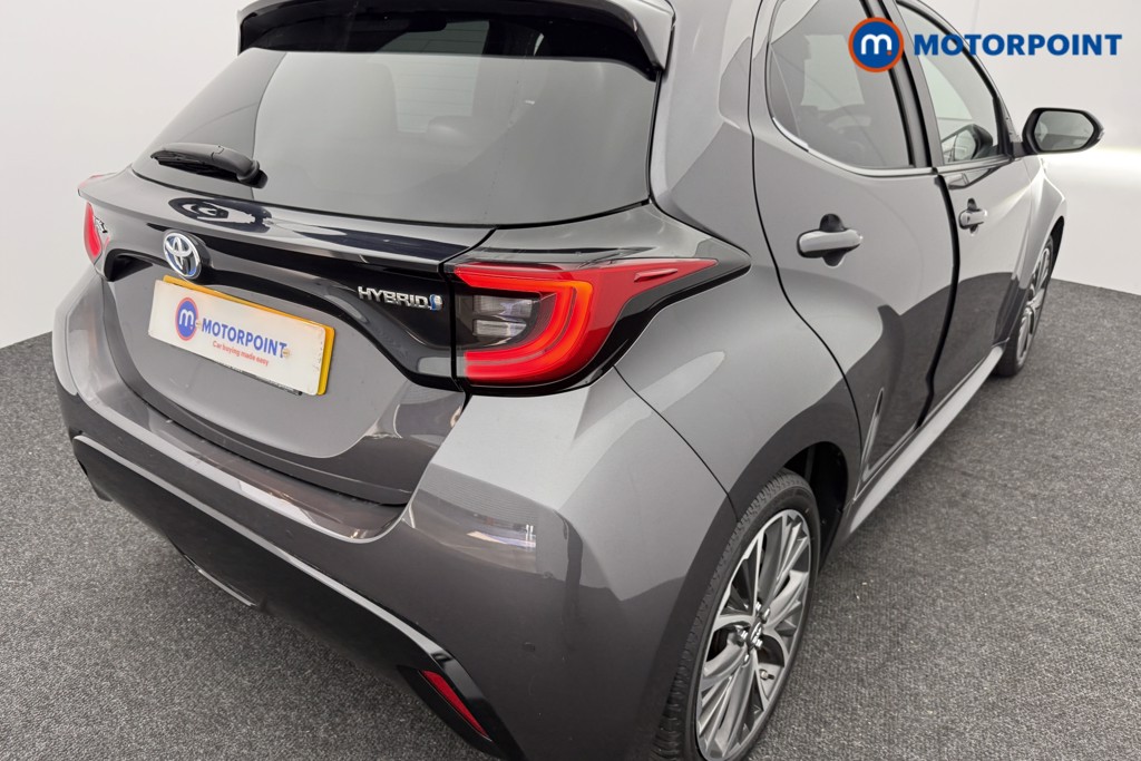 Used Toyota Yaris 2023 for sale - 76494915: Photo 34